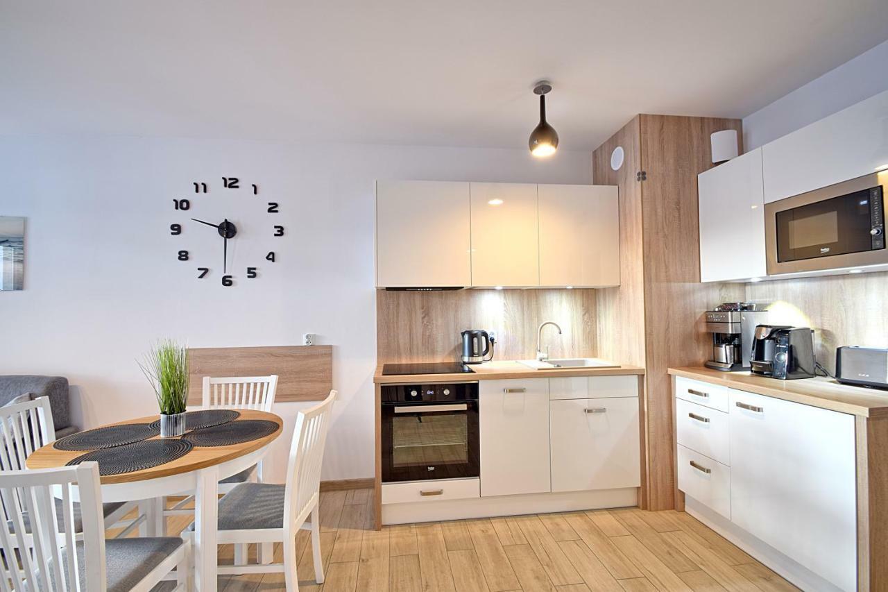 Apartament Oliwka Z Prywatnym Miejscem Postojowym كولوبرزيغ المظهر الخارجي الصورة