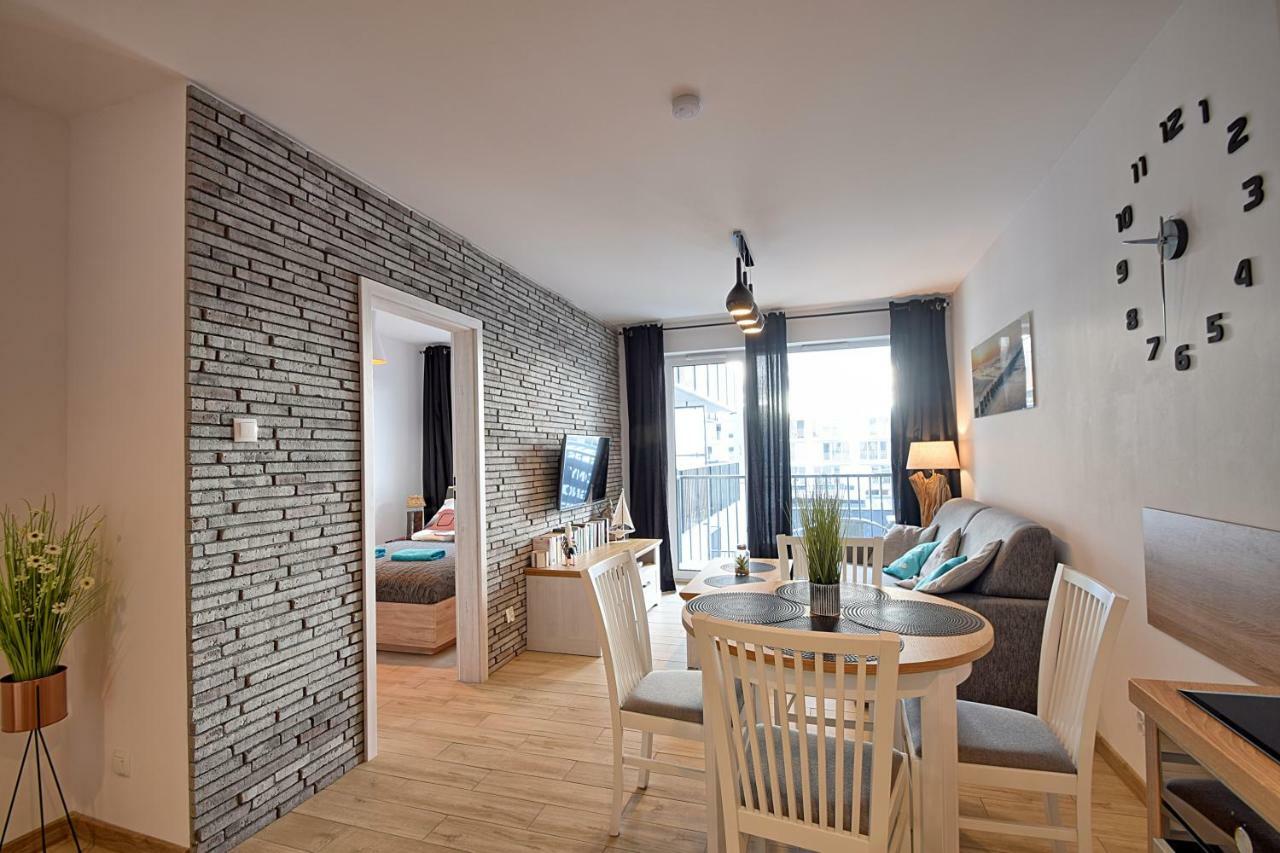 Apartament Oliwka Z Prywatnym Miejscem Postojowym كولوبرزيغ المظهر الخارجي الصورة
